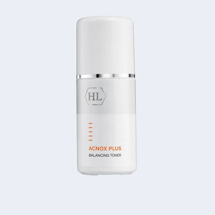 Acnox Balancing Toner by HL ALWAYS ACTIVE is a refreshing toner designed to balance excess oil, refine pores, and support a clearer-looking complexion. This lightweight formula helps remove residual impurities after cleansing while restoring skin comfort and maintaining a healthy balance.