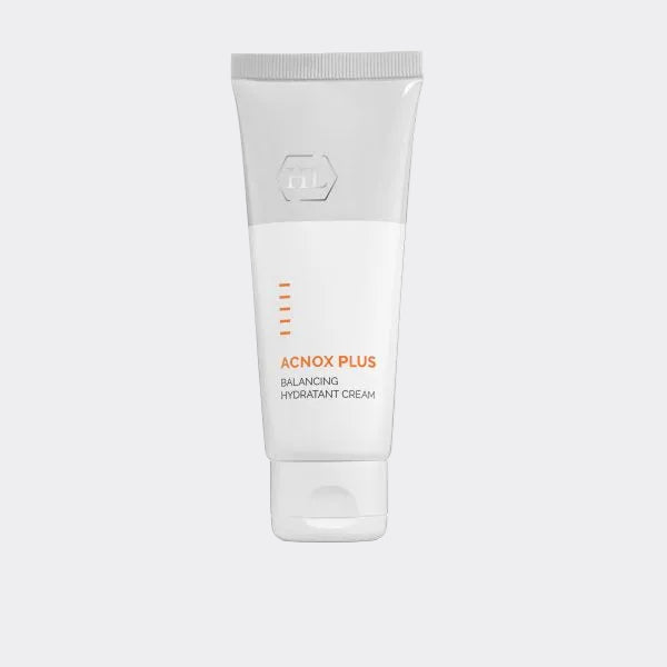 Acnox Balancing Hydratant Cream by HL Always Active is a lightweight moisturizer specially formulated for oily, combination, and blemish-prone skin. It delivers essential hydration while helping to balance excess oil production and maintain a clear, healthy-looking complexion.