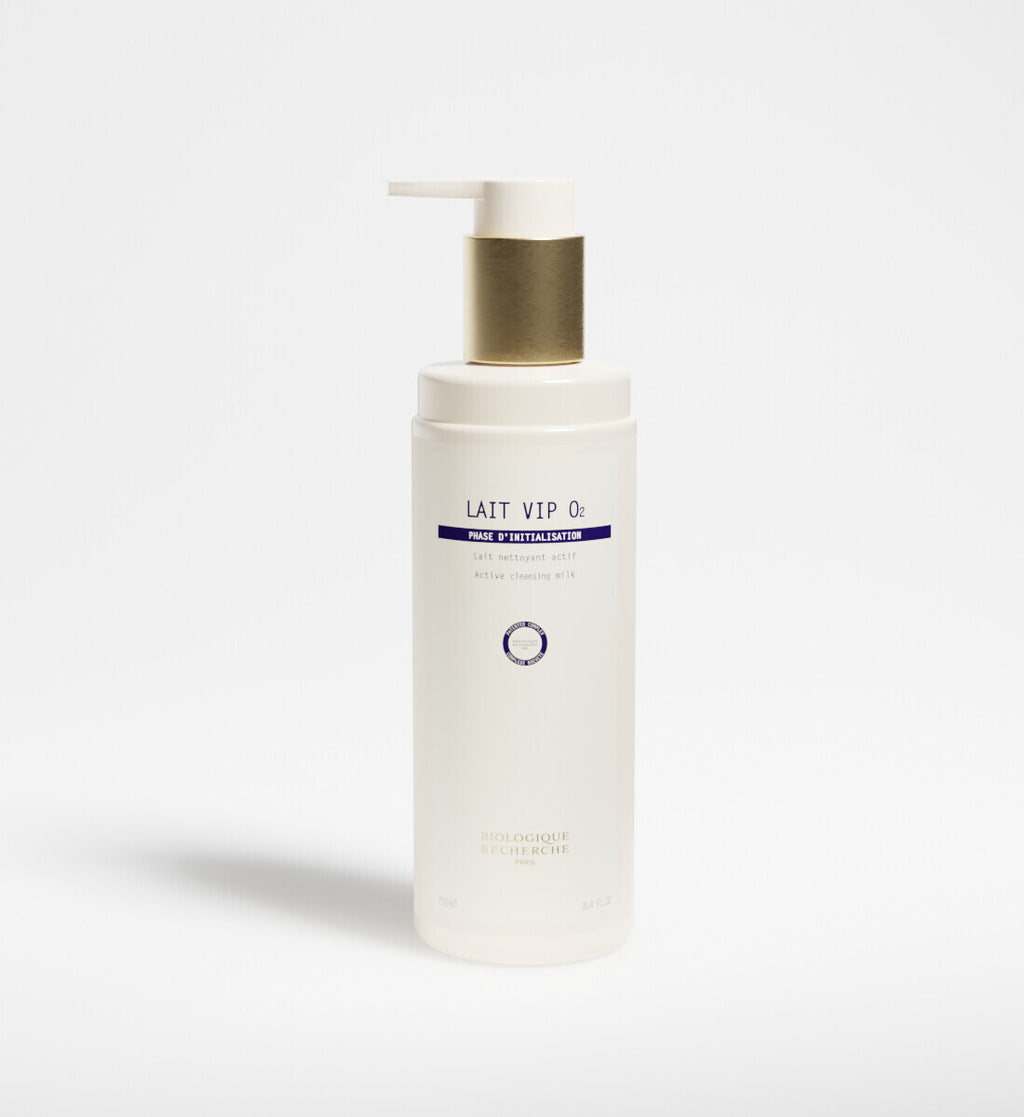 LAIT VIP O2 Cleancing Milk
